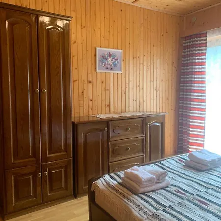 світанкове сяйво Nyaraló